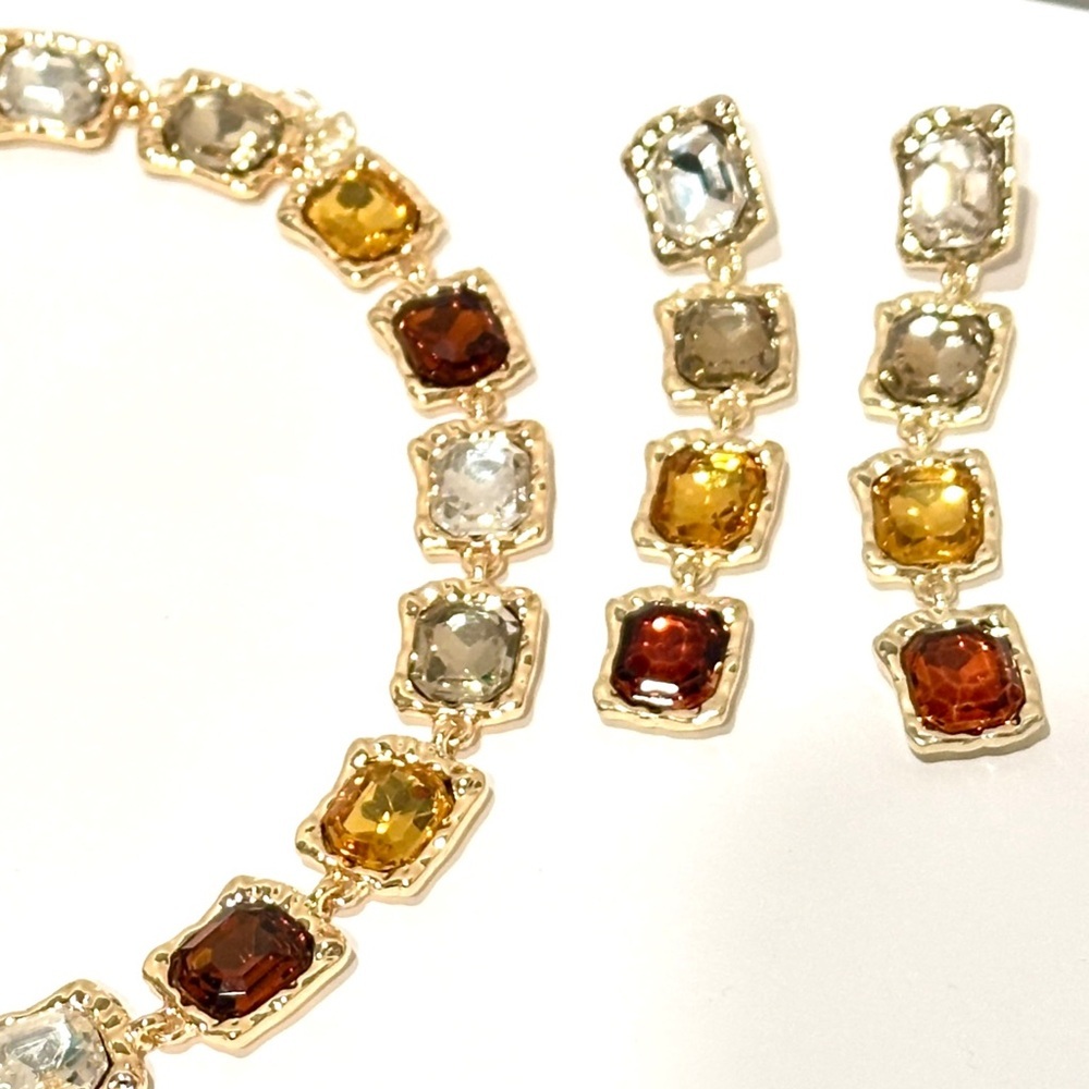 WARM HUES Designer Gemstone Statement Necklace & Earrings Set | NWT - Picture 8 of 16